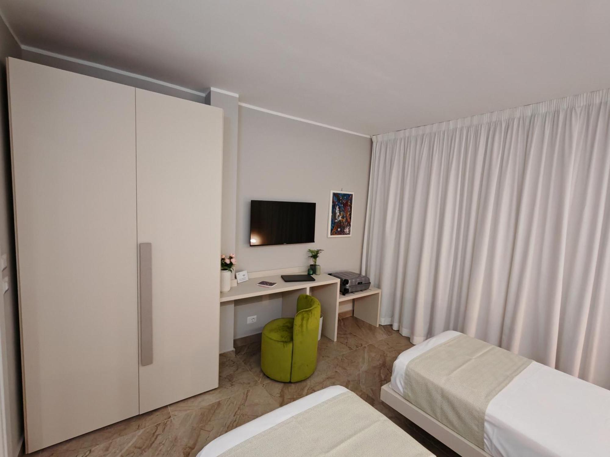 Effe4 Lovely Room Bari Eksteriør billede